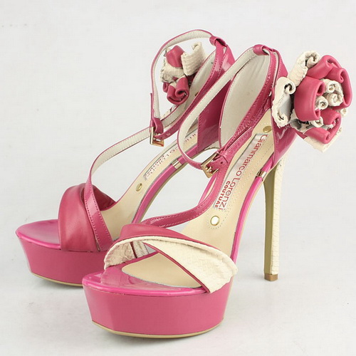 InnCredible Events: 'If the Show Fits'...Wedding Shoe Trends for 2012