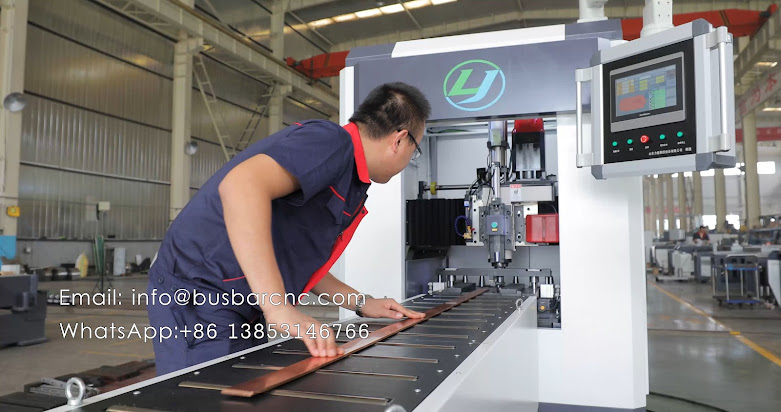 เครื่องเจาะ cnc