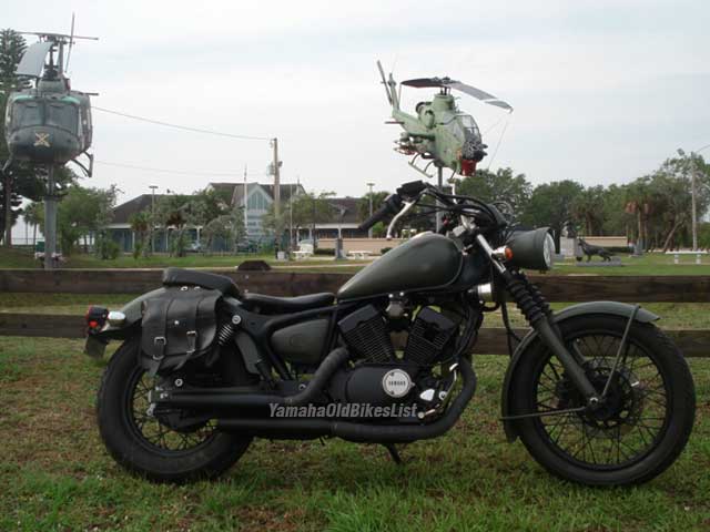 Yamaha Virago 250 bObber military style