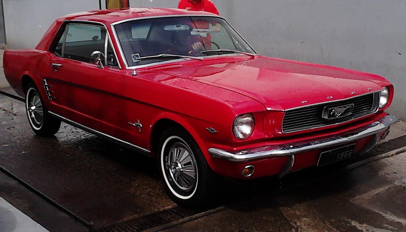 Registros Automotivos do Cotidiano: Ford Mustang 1966