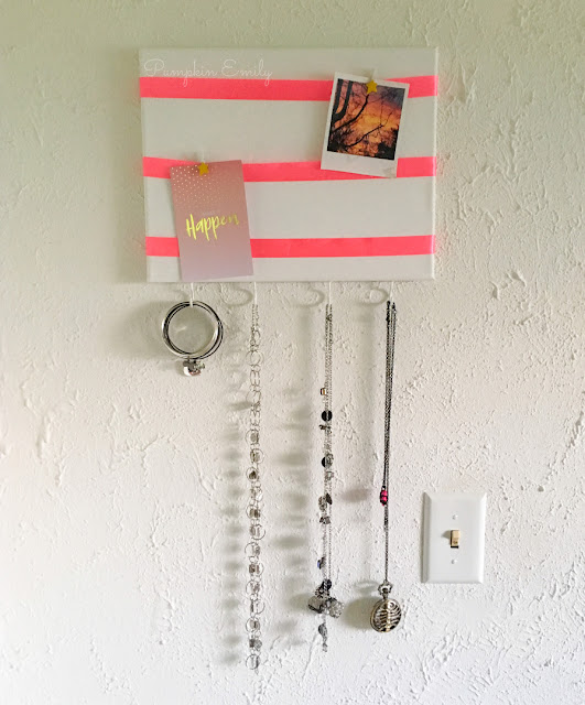 DIY Canvas Jewelry Organizer with a Memo Board