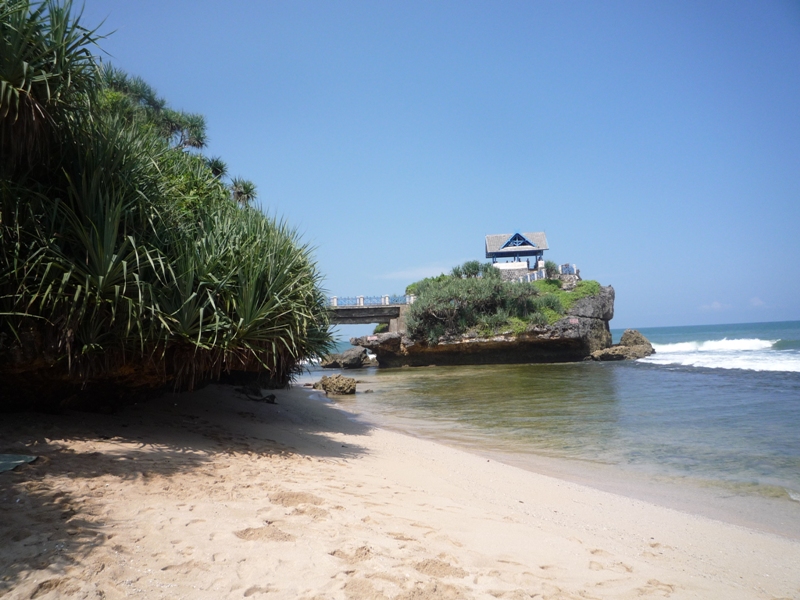 Trip to Gunung Kidul Beautiful Beach in Indonesia Trip to Gunung Kidul Beautiful Beach in Indonesia