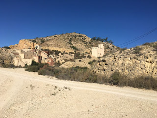 Nos vamos de excursión, embalse de Elche, trekking, senderismo, salida en familia, salida al campo, caminata,