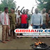  गिद्धौर रेलवे स्टेशन परिसर में नवयुवक संघ ने टायर जलाकर किया विरोध, सड़क निर्माण की रखी मांग