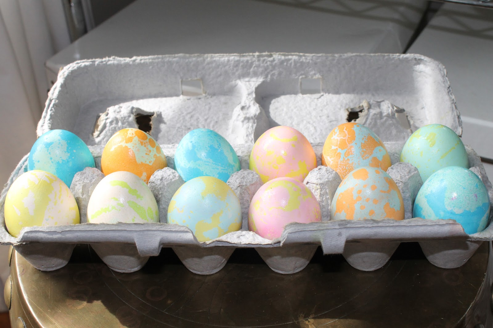 molly ruth marbleized easter eggs