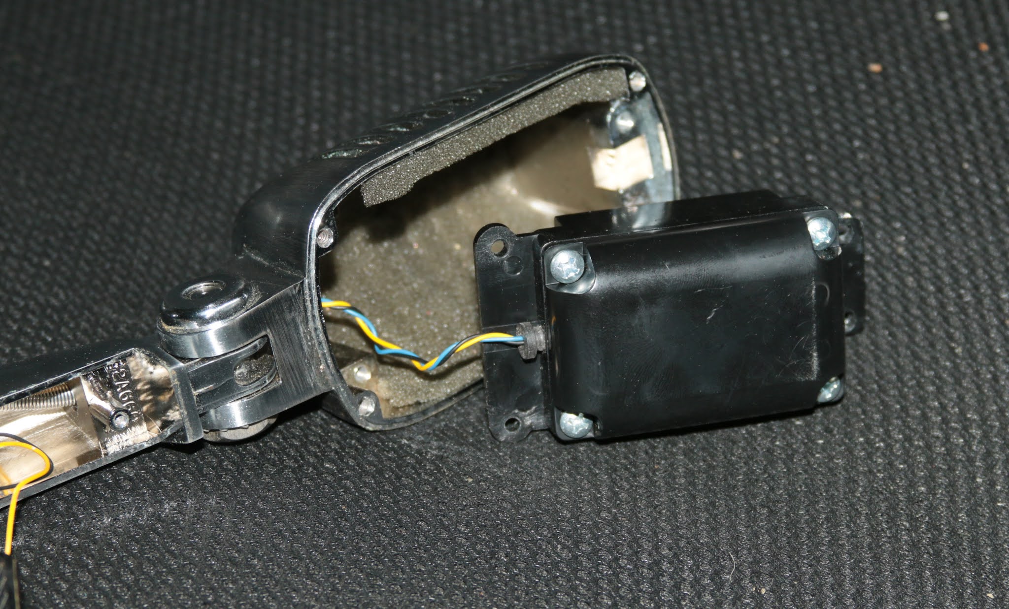 Khron's Cave 71 Shure 55SH Series II "Elvis mic" teardown & repair