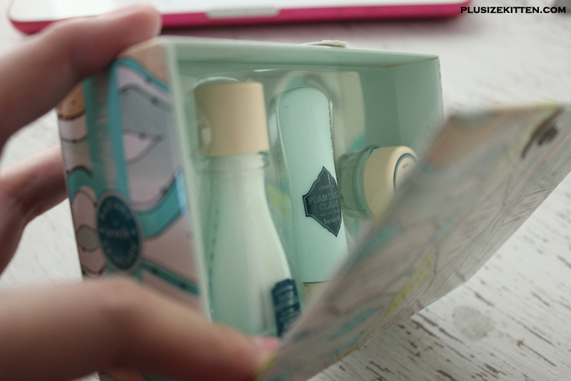 Plus Size Kitten Benefit Cosmetics b.right! Skincare Miniature Kit