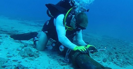 Espiões russos são presos “investigando” cabos submarinos de internet