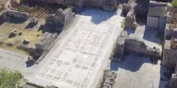 «Πτήση» με drone στα Ίσθμια …ανακαλύπτει εκπληκτικό ρωμαϊκό λουτρό [Βίντεο]