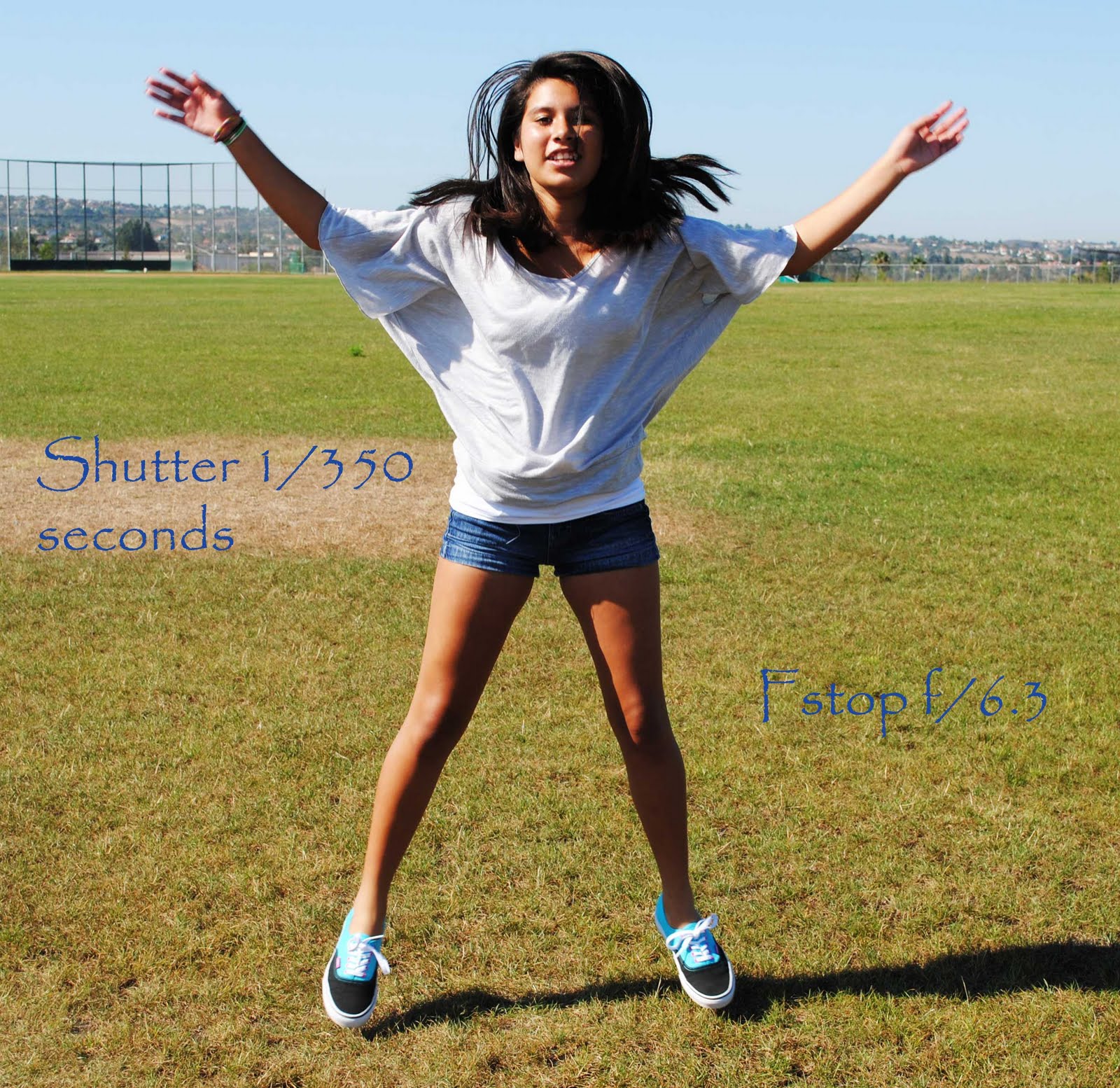 フリーズかブラー?写真で動きを捉える 2 つの方法