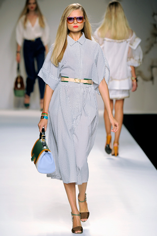 DIARY OF A CLOTHESHORSE: HOT LOOKS FROM FENDI FOR SS 11