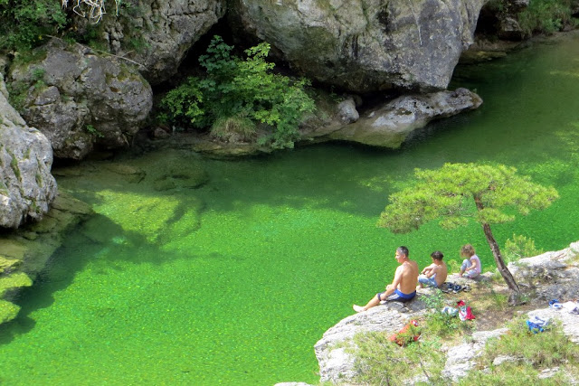 pozze smeraldine tramonti di sopra