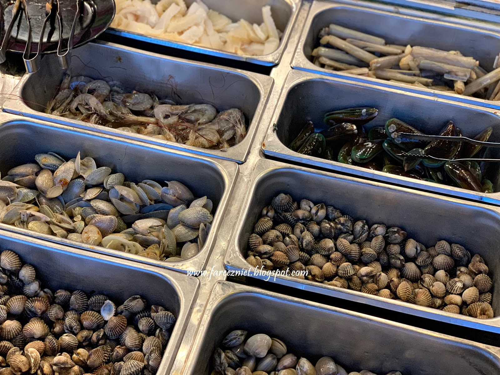 Lepak Makan Santai Bersama Kawankawan Di D'Kayangan Steamboat BBQ