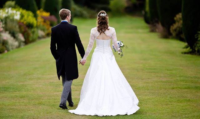 مميزات الزواج من رجل أصغر في السن مميزات الزواج من رجل أصغر في السن