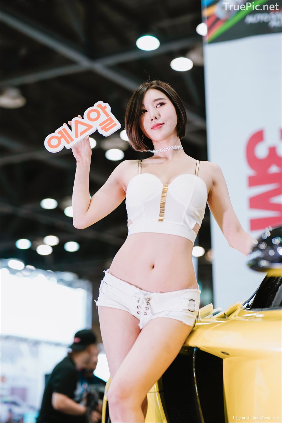 Korean Racing Model - Song Jooa - Seoul Auto Salon 2019 - Picture 106
