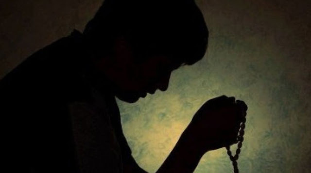 Dzikir Itu Bisa Terlarang Karena…… Dzikir Itu Bisa Terlarang Karena……