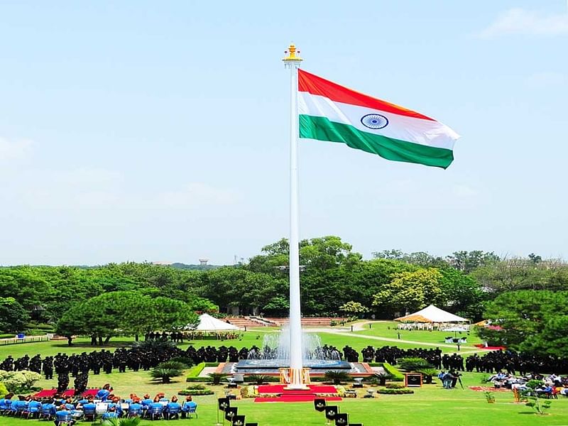 independence day images flag hoisting