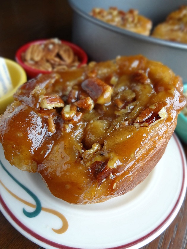 The Cooking Actress Pecan Sticky Buns GalentinesDayParty