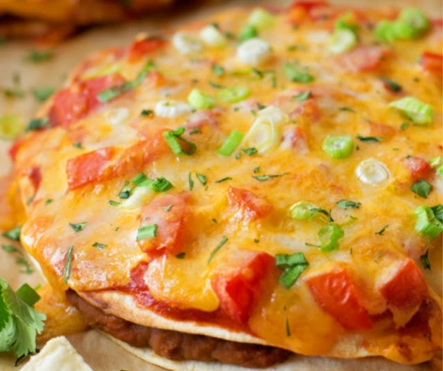 Quick & Easy Mexican Pizzas Quick & Easy Mexican Pizzas
