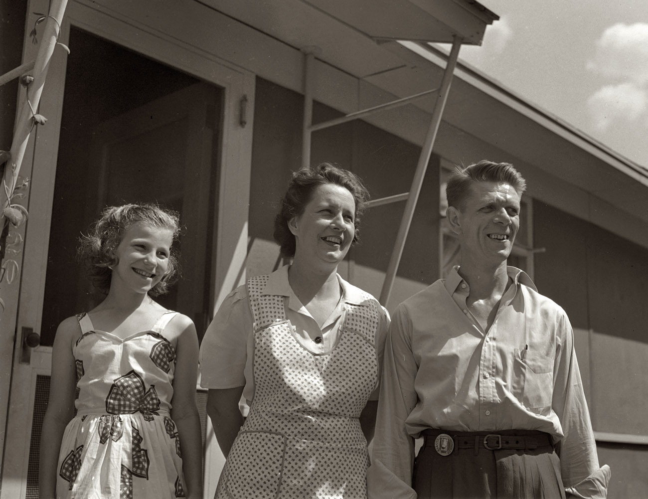Ретро малолетних. Молодежь 40-х годов. Лето 1940. Американская семья 40-х годов. Молодежь сороковых годов.