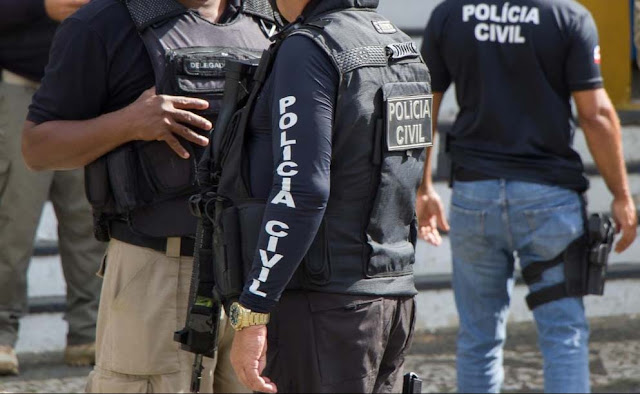 Homem é preso por crimes sexuais contra crianças e adolescentes na internet