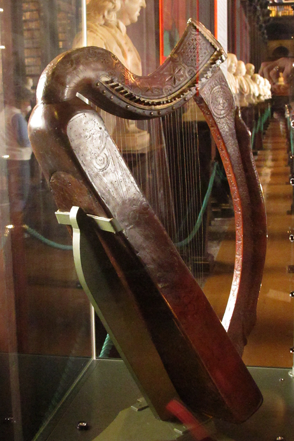 2013 Spirit of Ireland Tour Dublin, Donegal Doolin. Brian Boru's Harp