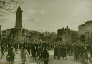 Chiesa del Carmine distrutta dai bombardamenti Chiesa - Carmine - Bombardata
