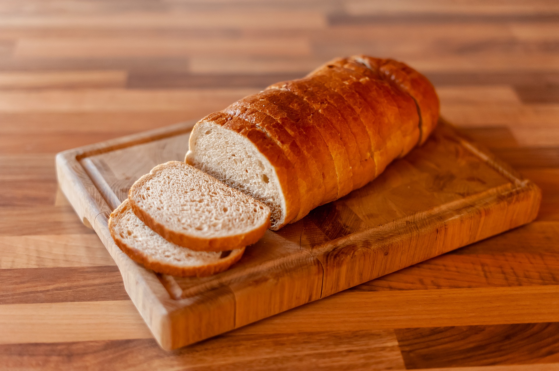 Baking White Bread Made Easy.