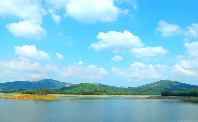Amazing Vietnam: Khám phá hồ Việt An - phong cảnh hữu tình miền trung du xứ  Quảng