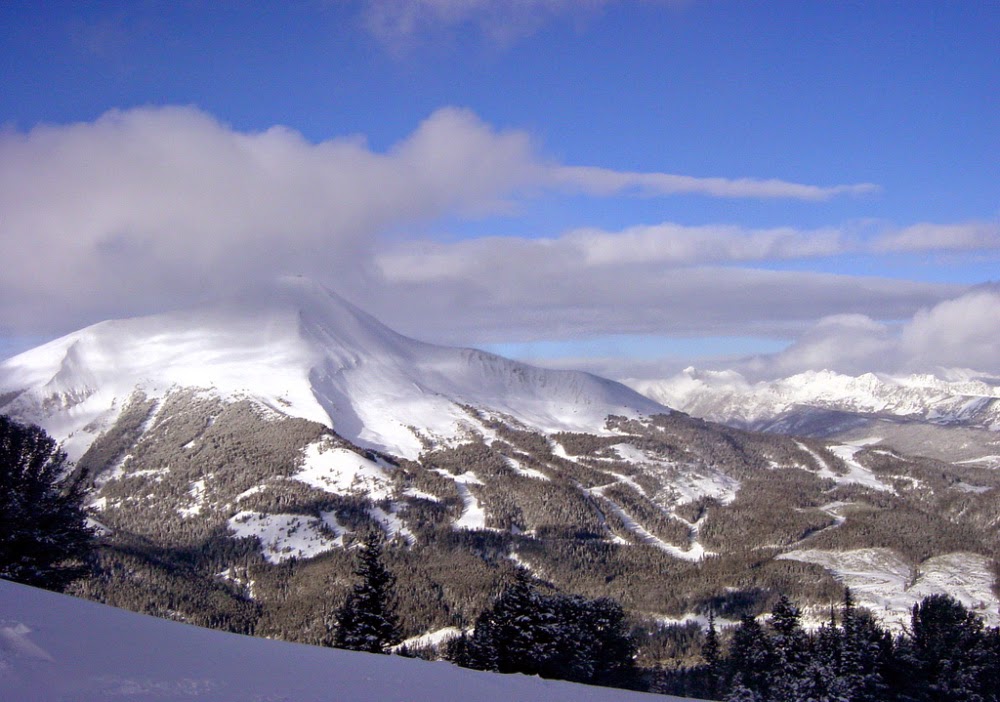 CRYSTAL MOUNTAIN, WASHINGTON - Top 5 Ski Areas You Should Visit This Winter. CRYSTAL MOUNTAIN, WASHINGTON - Top 5 Ski Areas You Should Visit This Winter.