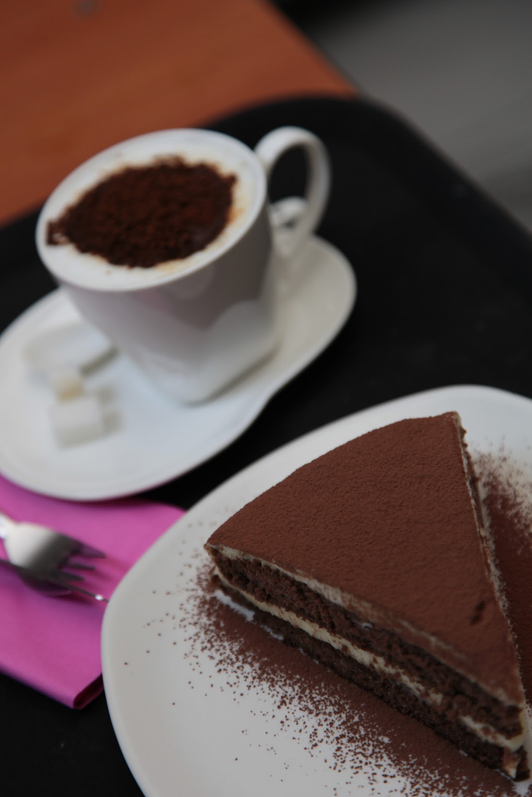 kafe kedi Kedi�nin tiramisu� su geri geldi!