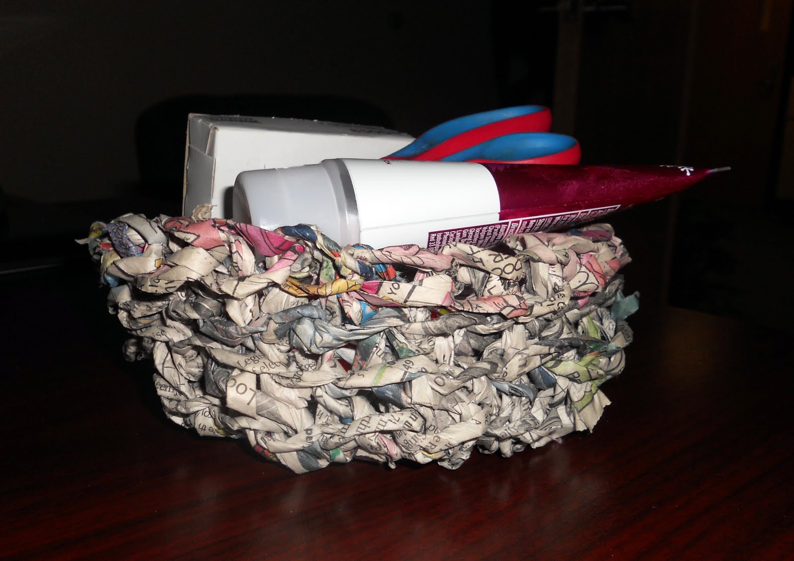 The Mad Recycler How to make Newspaper Yarn!