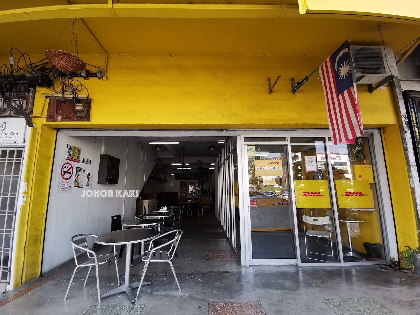 Hailam Cafe a Hainanese Coffee Shop in Taman Molek, Johor Bahru Tony