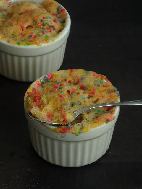 Eggless Confetti Vanilla Microwave cake