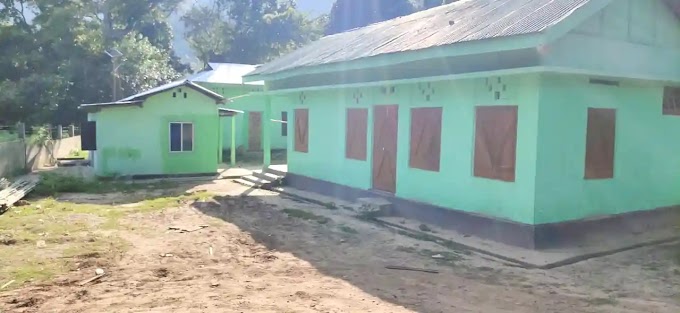 Semkhors demand doctors to visit  Public Health Centre of the village
