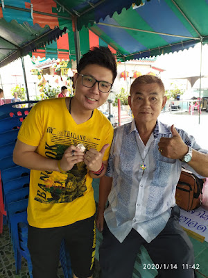 With Hia Mao at Er Ge Fong Temple, Bangkok
