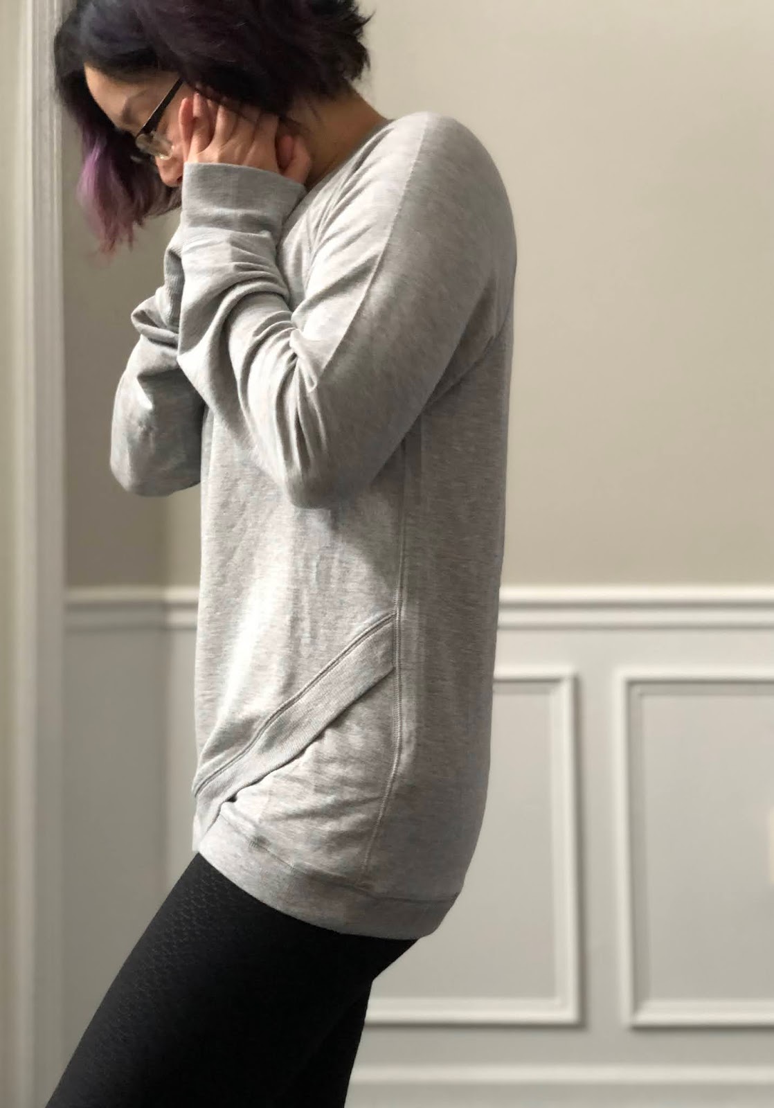 sælge Hammer Tempel Fit Review Friday! Athleta Girl Criss Cross My Heart Sweatshirt and Cross  Your Fingers Sweatshirt