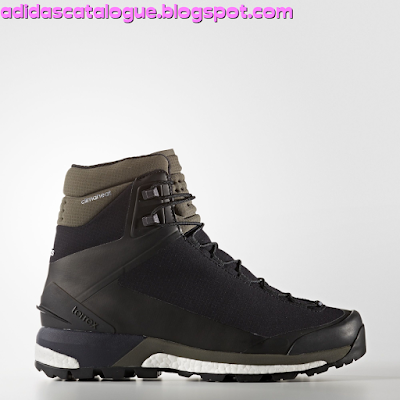 terrex tracefinder climaheat boots