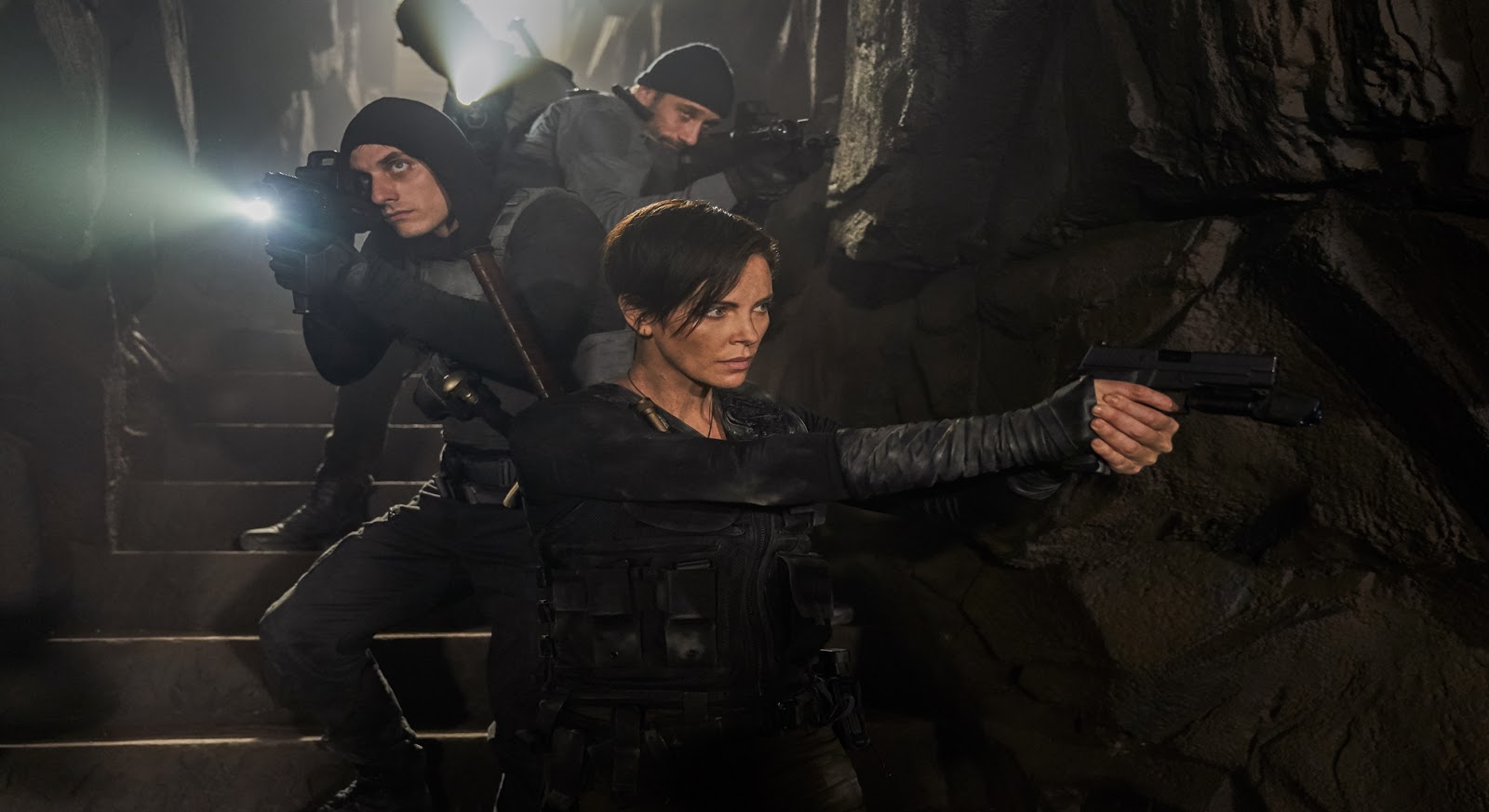 Assista a Charlize Theron e Kiki Layne no trailer oficial de 'THE OLD GUARD' Assista a Charlize Theron e Kiki Layne no trailer oficial de 'THE OLD GUARD'