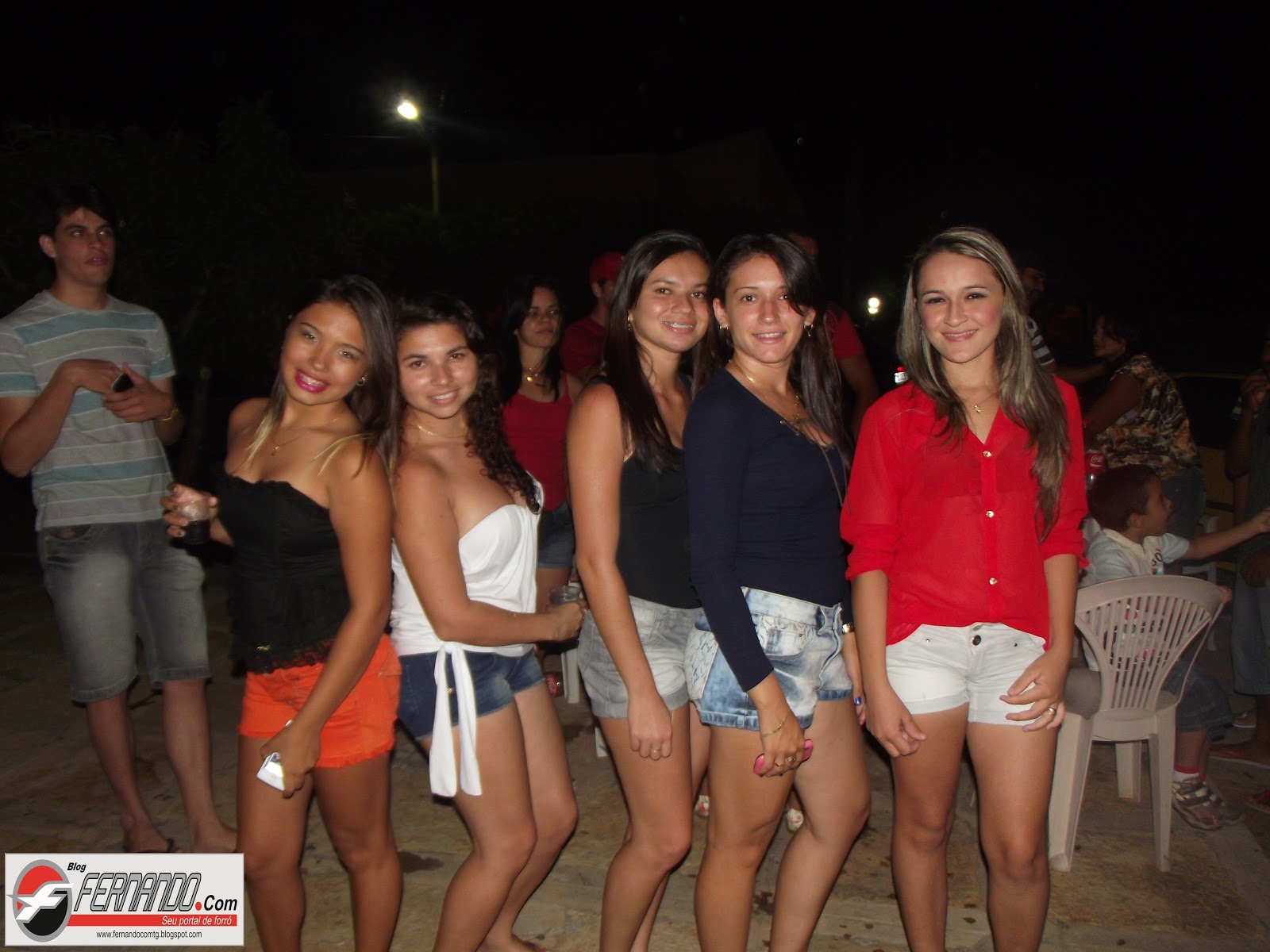 Confira fotos do Natal do Flash Dance Club com A discoteca Mix Dance