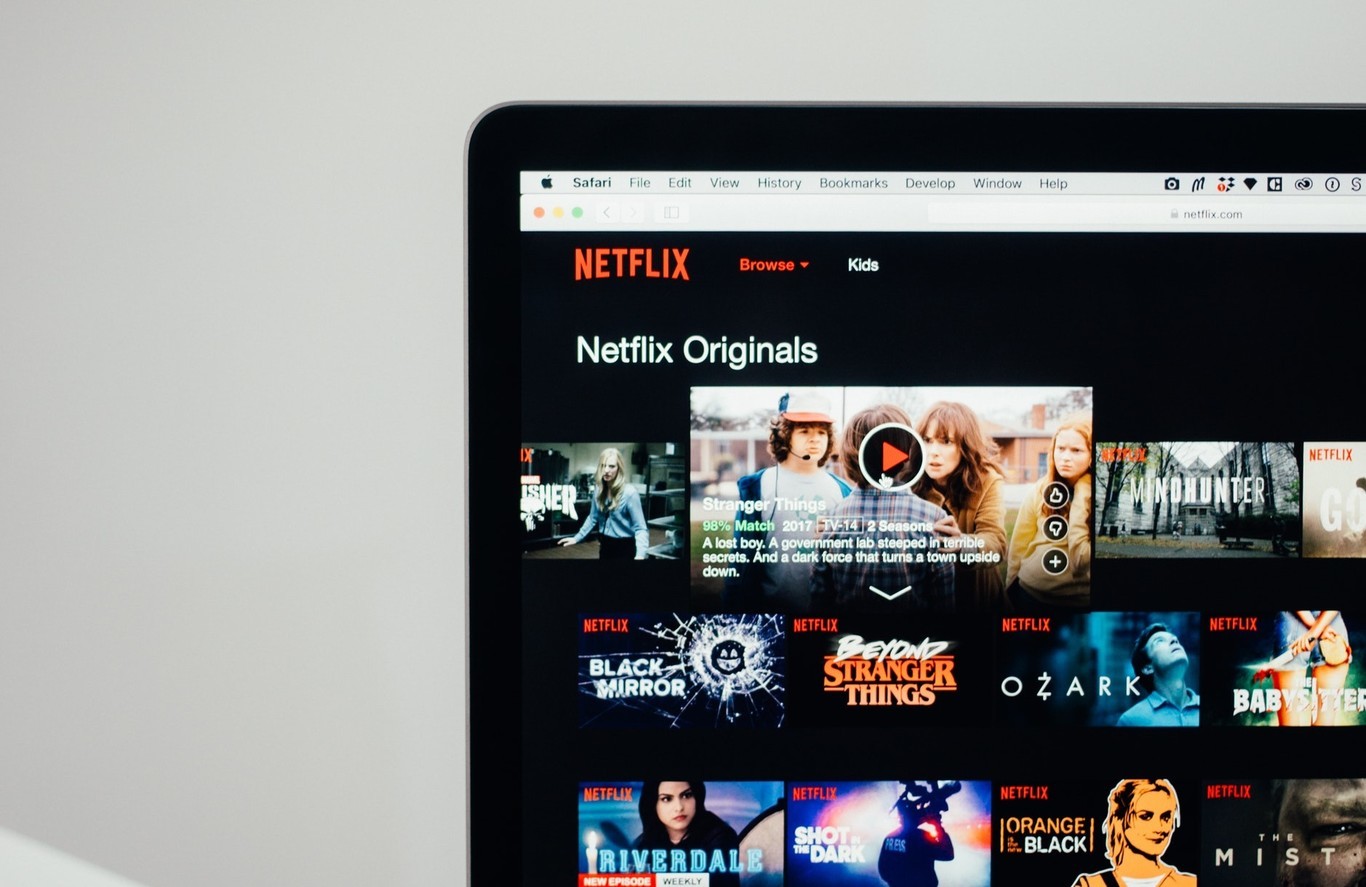can i download netflix movies on my laptop