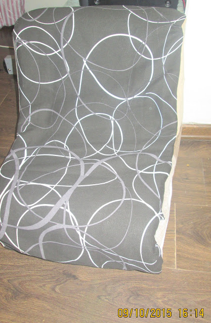 IMG 0049 - מיני ספה לילדים שנמצאה בפינת רחוב