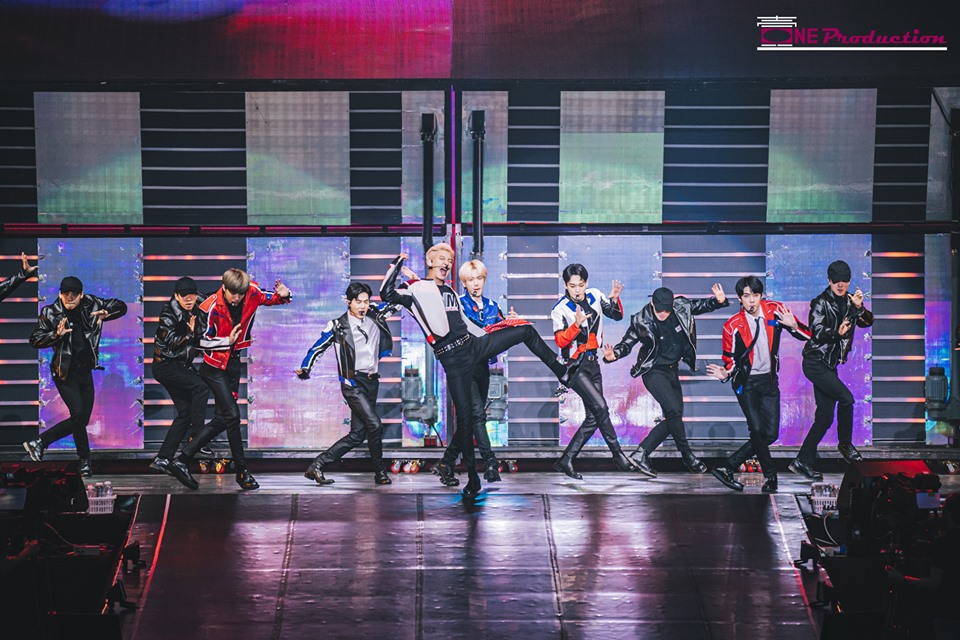 Exo Serves A Delightful Show At Singapore S Stop Of Exo Planet 5 Exploration