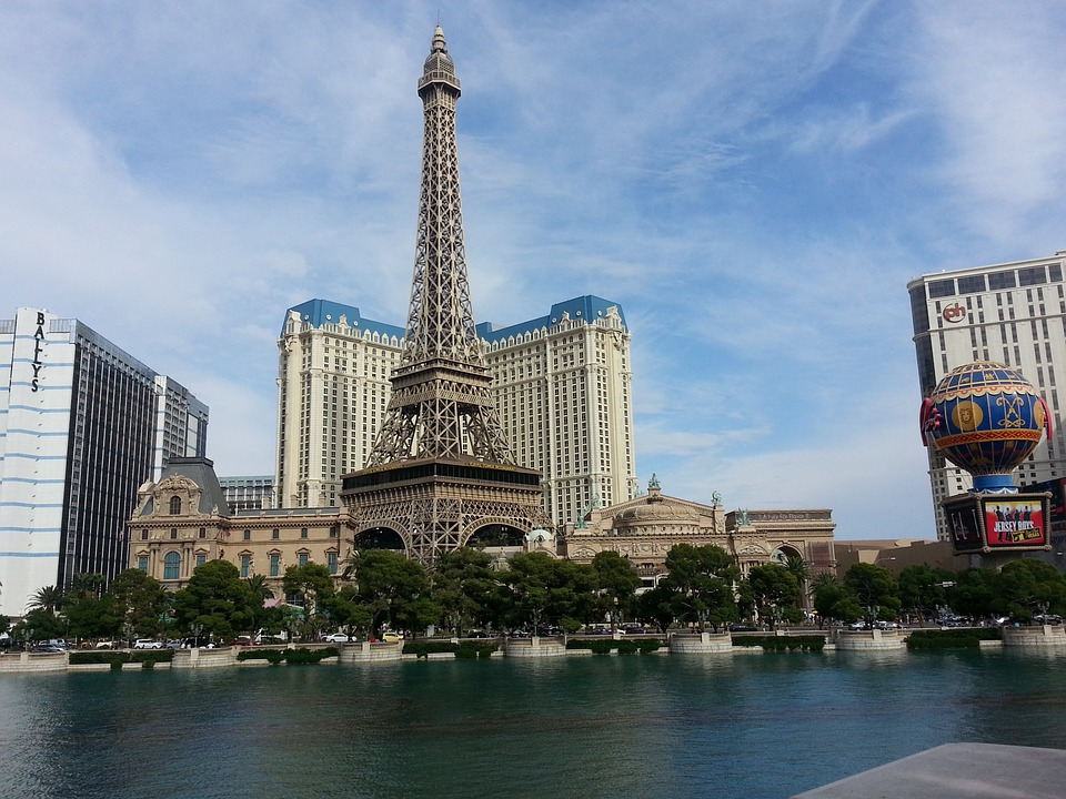 Eiffel Tower at Paris Las Vegas approved for new lights LED news