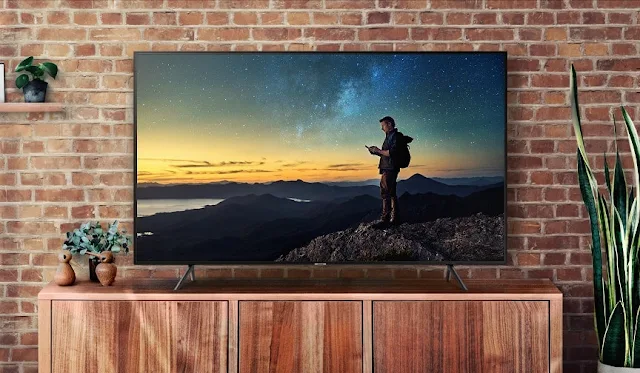 43" UHD 4K Samsung Smart TV NU7090 Series 7