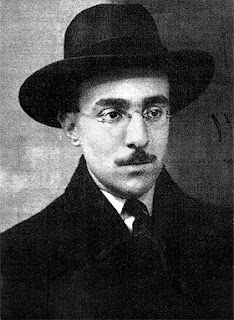 Fernando Pessoa - Disculpa el papel indigno en que te escribo... Fernando Pessoa - Disculpa el papel indigno en que te escribo...