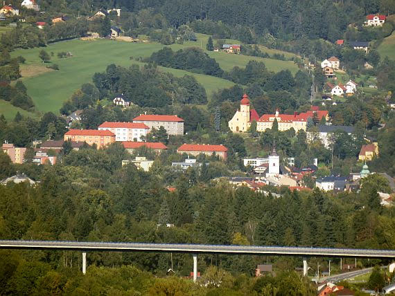 Jabłonków (czes. Jablunkov).