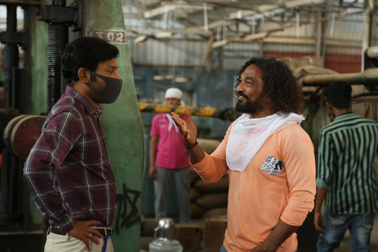 mookuthi amman movie stills