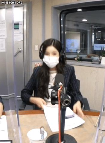 솔직한데 안 솔직한 권은비 연애초보 권사님    권텐