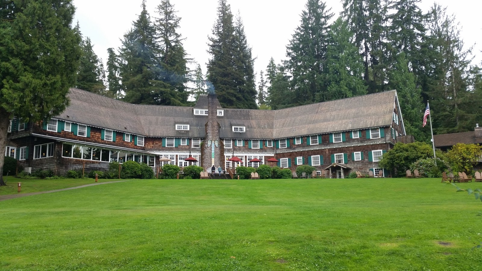 Seattle Pictures: Lake Quinault Lodge